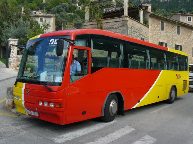 Red Bus to Deia